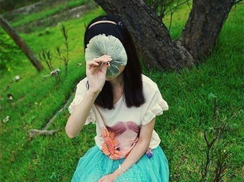 苦涩爱情伤感戳心的qq个性签名 心口止不住的隐隐作痛